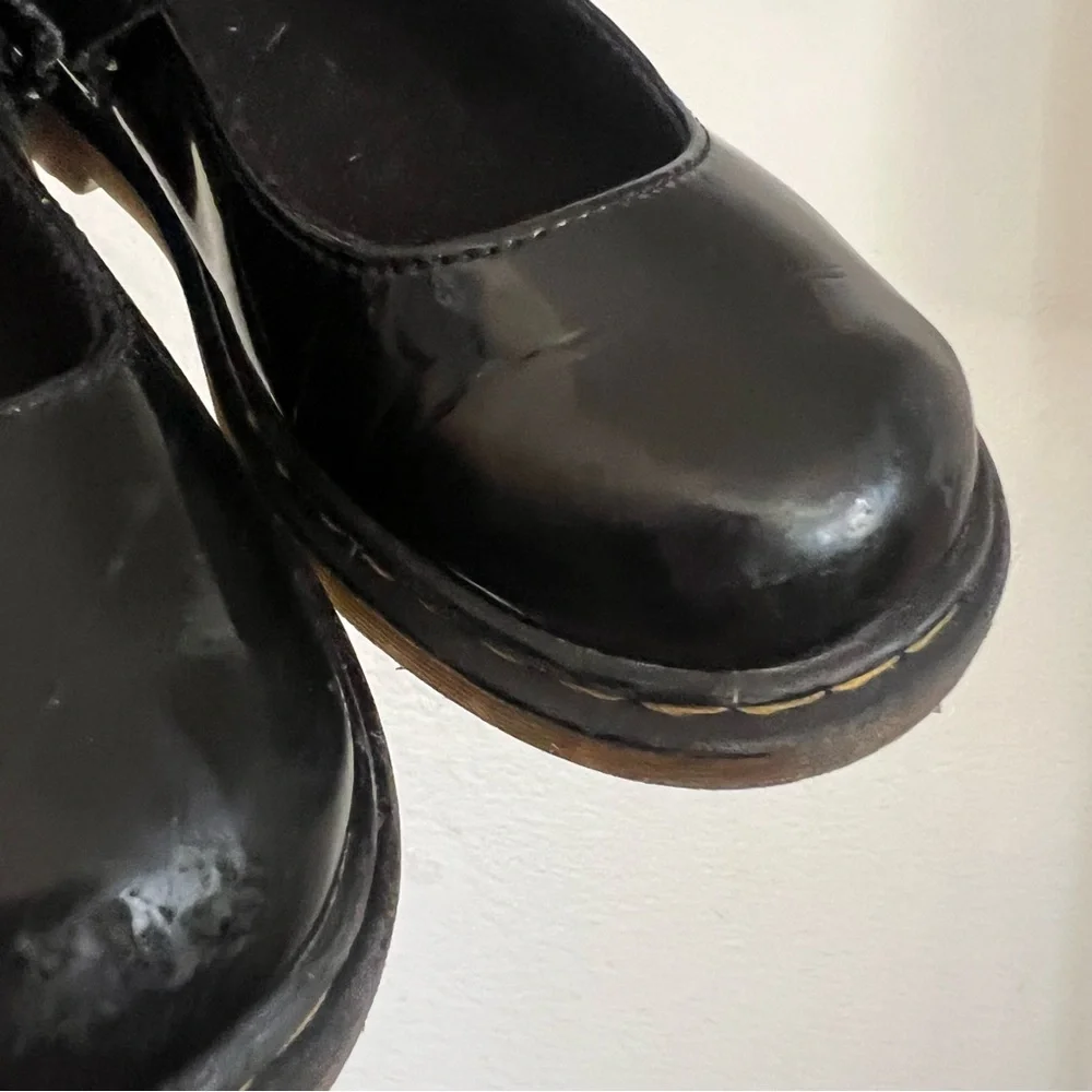 DR MARTENS JUNIOR MACCY BLACK PATENT LEATHER MARY JANE SHOES SIZE 1